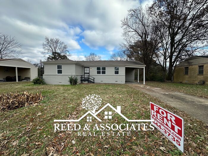 Primary Photo - Renovated 4 Bedroom Home in Whitehaven!