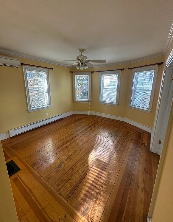 Building Photo - 28 Montfern Ave