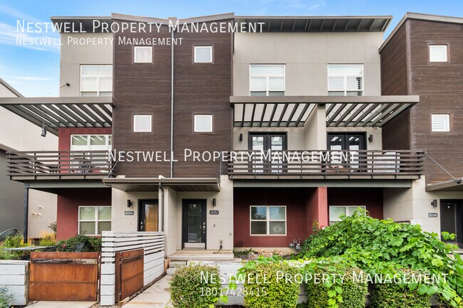 Building Photo - Gorgeous 4-bed Townhome in Daybreak