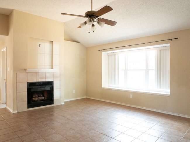 Foto del edificio - 507 Eaglecreek Dr