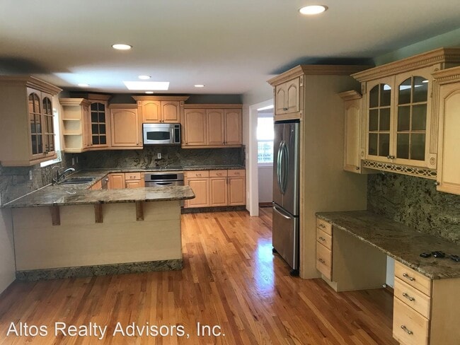 Building Photo - 3 br, 2 bath House - 11235 Monterey Court