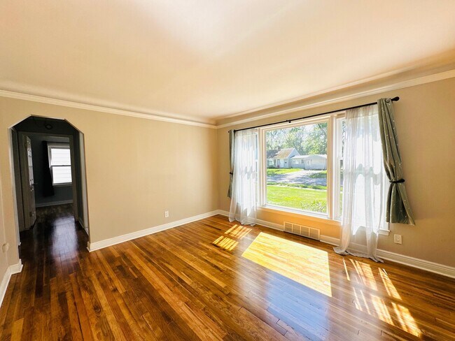 Foto del edificio - 15040 Arden St
