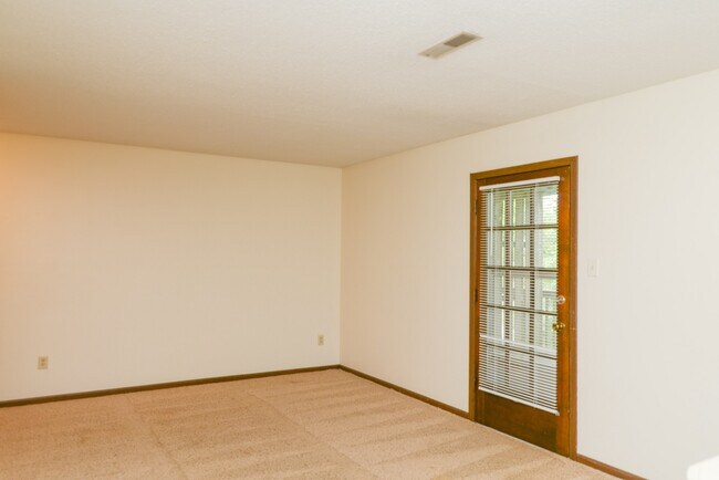 Foto del edificio - 2313 Gray Fox Terrace