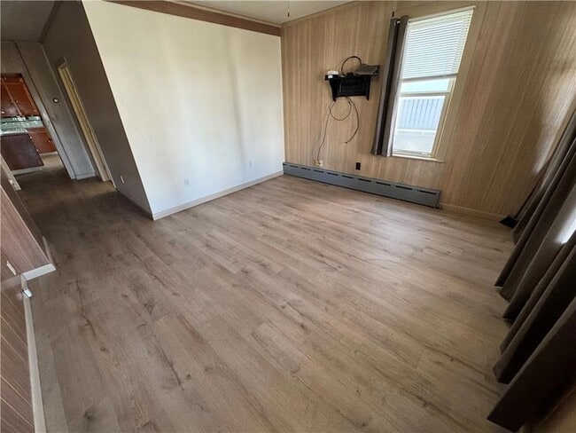Building Photo - 250 N 4th St