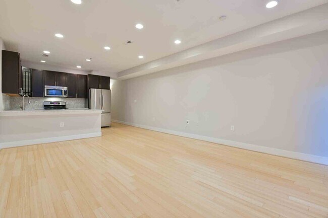 Building Photo - 3546 13th St NW
