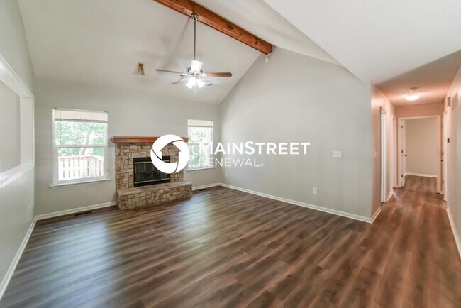 Foto del edificio - 3 Bedroom Pet-Friendly Home in GREENWOOD, ...