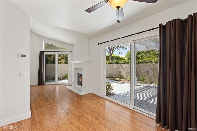 Building Photo - 3 br, 2.5 bath Condo - 132 Stanford Ct # 66