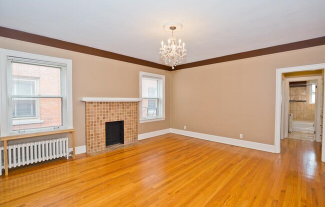 Spacious Living Room - 327 Southfield Rd