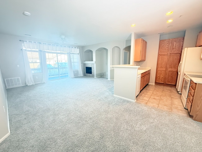 Building Photo - 1575 Olympia Cir