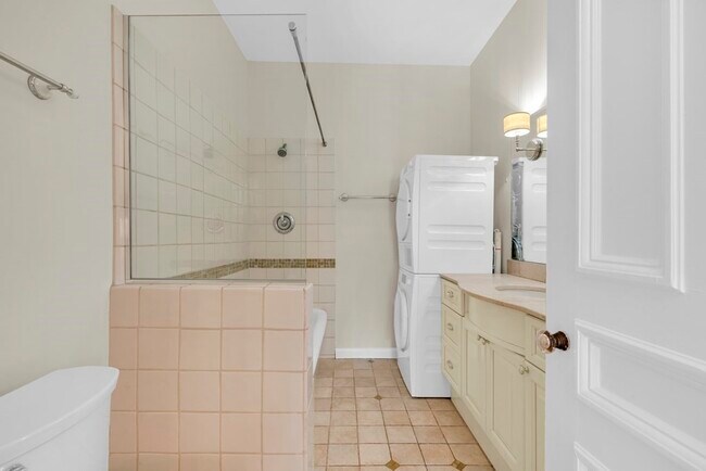 Foto del edificio - 321 Commonwealth Ave