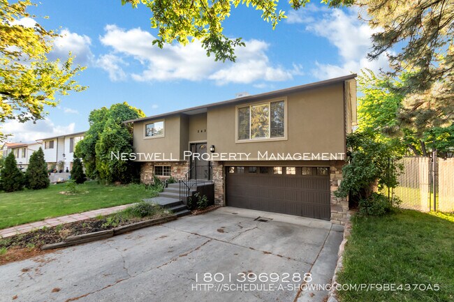 Building Photo - 848 Dorothea Way