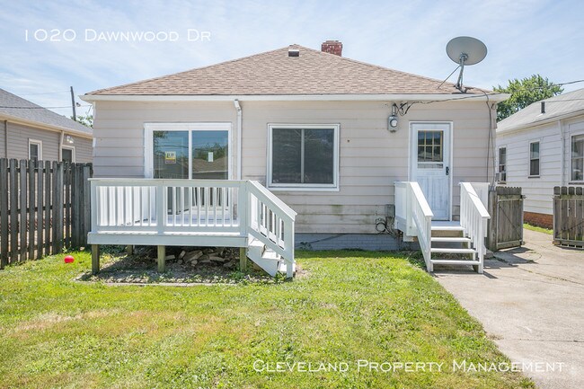 Building Photo - Newly Renovated Parma Ranch.