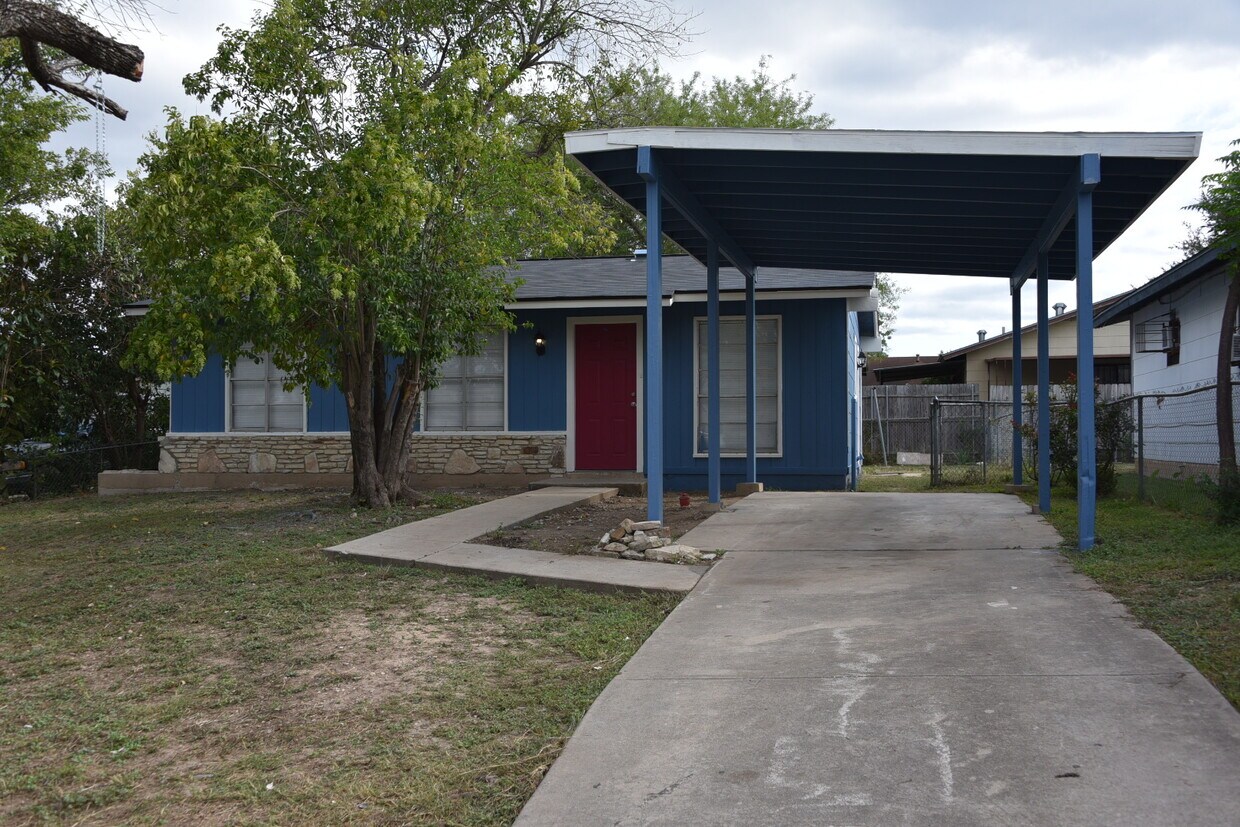 Front with carport - 6310 Brownleaf St