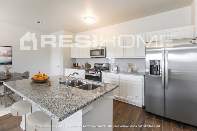 Building Photo - 8140 Brighton Ave