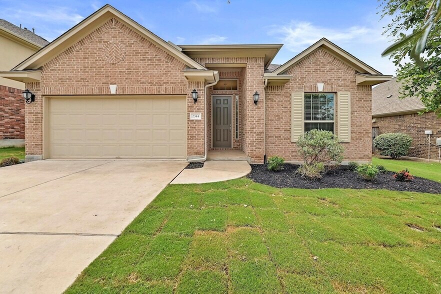 Foto principal - 2344 Broken Wagon Dr