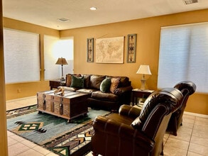 Building Photo - 1040 Crown Ridge Rd