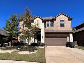 Building Photo - 4004 Knollbrook Ln
