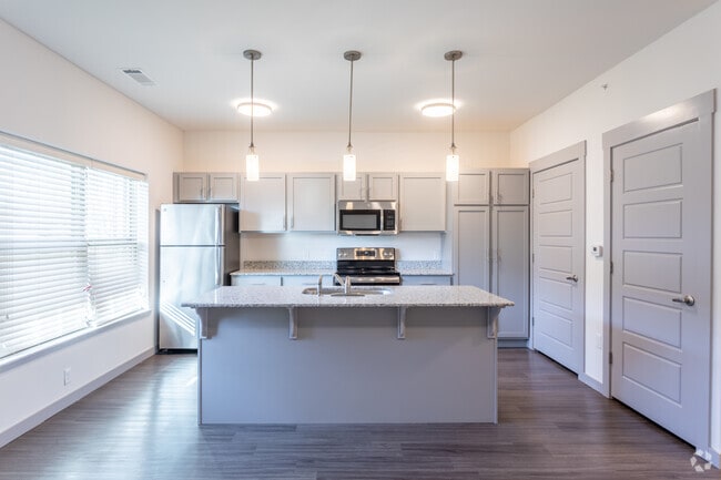 1BR, 1BA - 660 SF - Backwater Cove Apartments