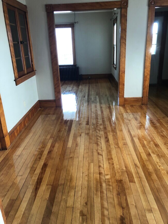 Dinning Room/Living Room - 29 Royce St