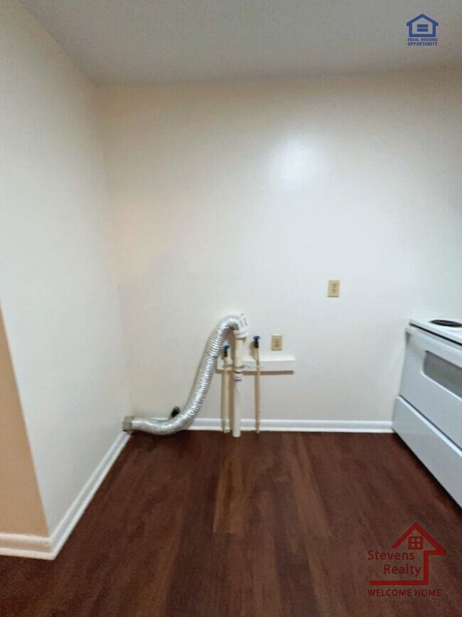 Foto del edificio - 132 Dogwood Pointe Dr