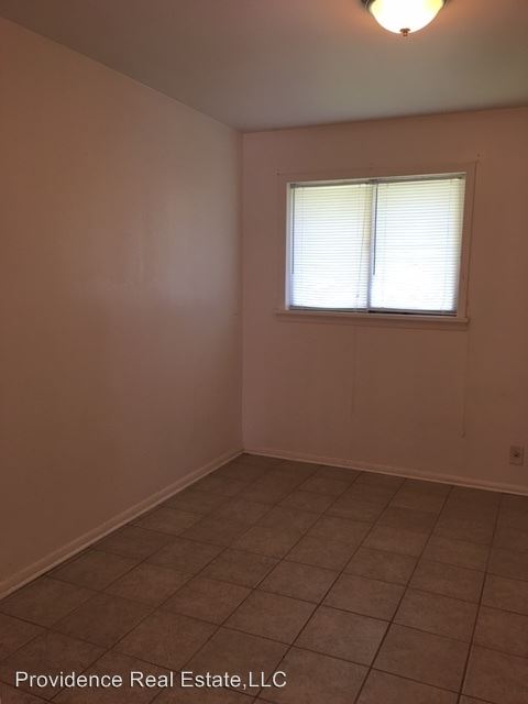 Building Photo - 401 Otis St
