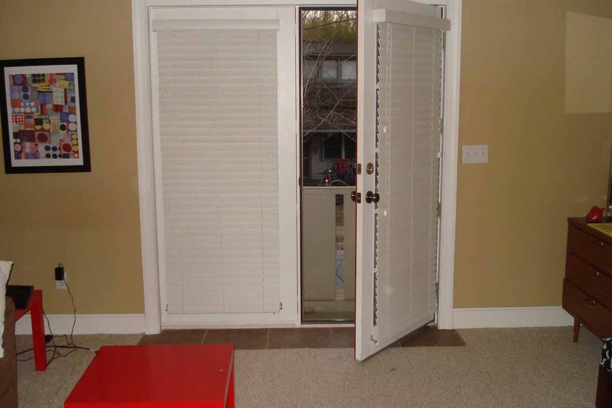 Building Photo - Garrett &amp; Associates, LLC - Five Plex