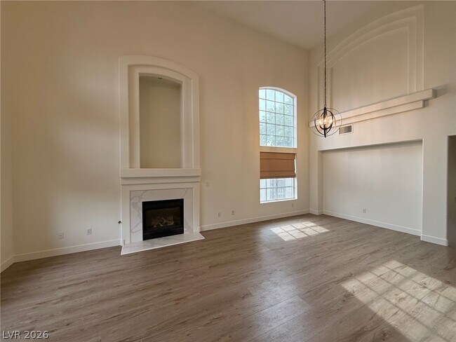 Foto del edificio - 689 Brandy Hill Pl