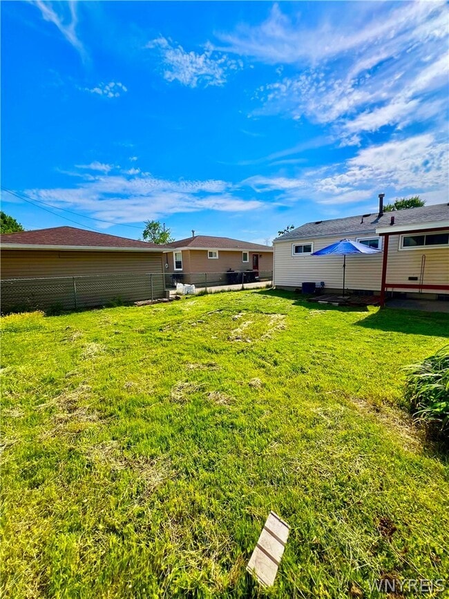 Building Photo - 53 Winkler Dr