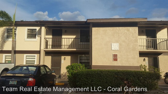 Building Photo - 2931 Regency Dr