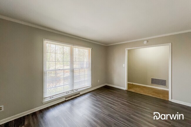 Foto del edificio - 8937 Valley Brook Rd