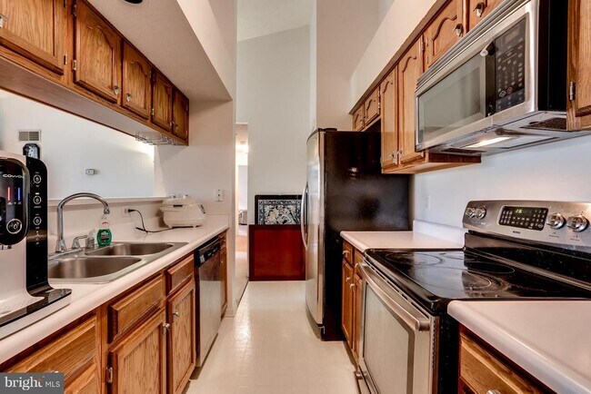 Foto del edificio - 6205 Sandpiper Ct