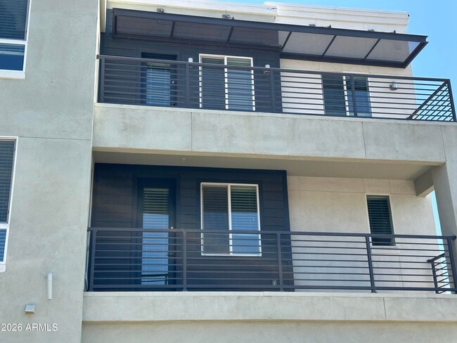 Building Photo - 1250 Abbey Ln