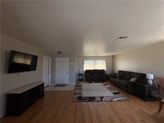 Foto del edificio - 1097 Sahuaro Dr