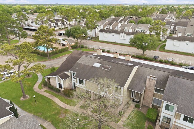 Foto del edificio - 12027 Willow Trail