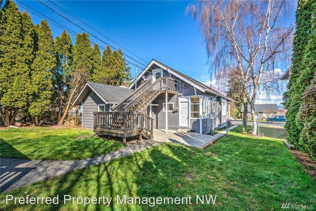 Primary Photo - 3518 Lombard Ave