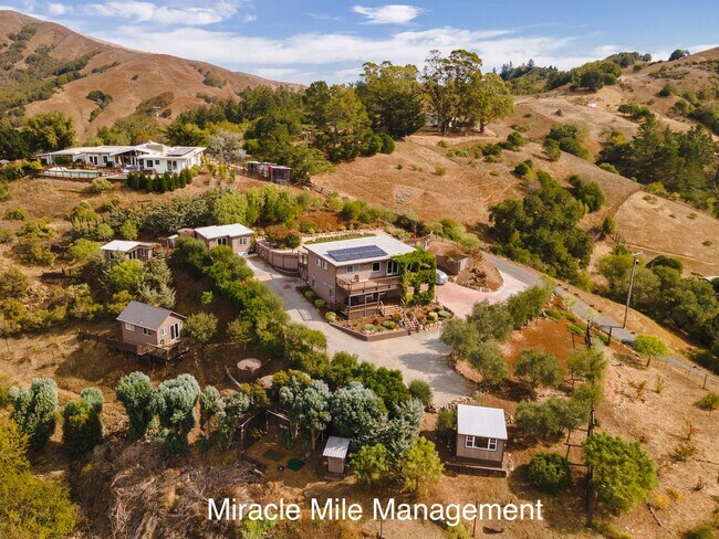 Foto del edificio - West Marin Luxury Retreat – Private Estate with Panoramic Views