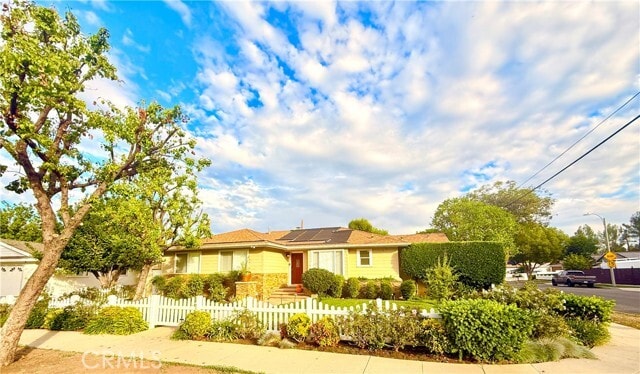 Building Photo - 6424 Penfield Ave