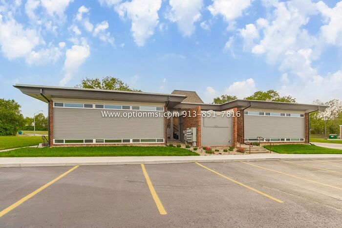 Primary Photo - 5211 E 112 Terrace