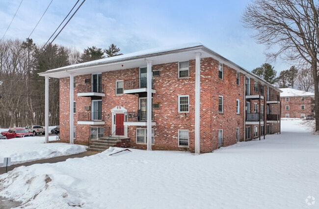 Building Photo - Manchester Gardens