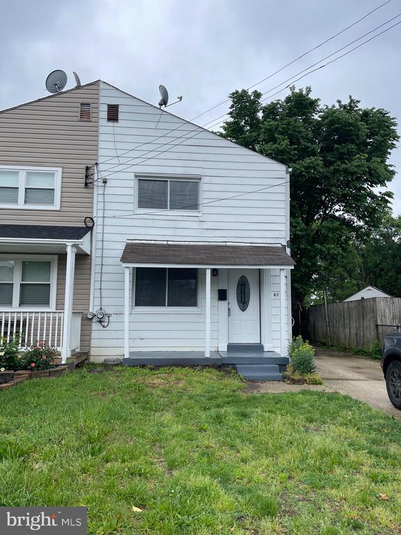 Primary Photo - 833 S Harrison St