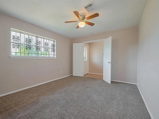 Building Photo - 3619 Kilkenny Dr