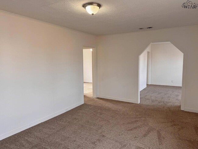 Foto del edificio - 2209 Talunar Ln