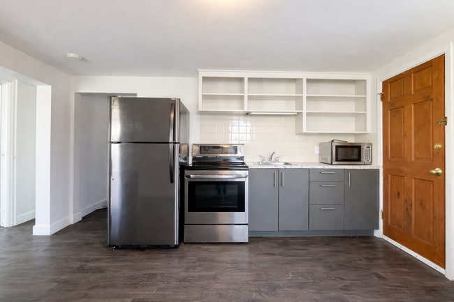 Building Photo - 94 Lincoln St