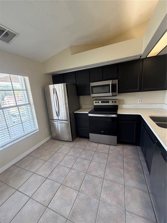 Building Photo - 13829 Timberland Dr