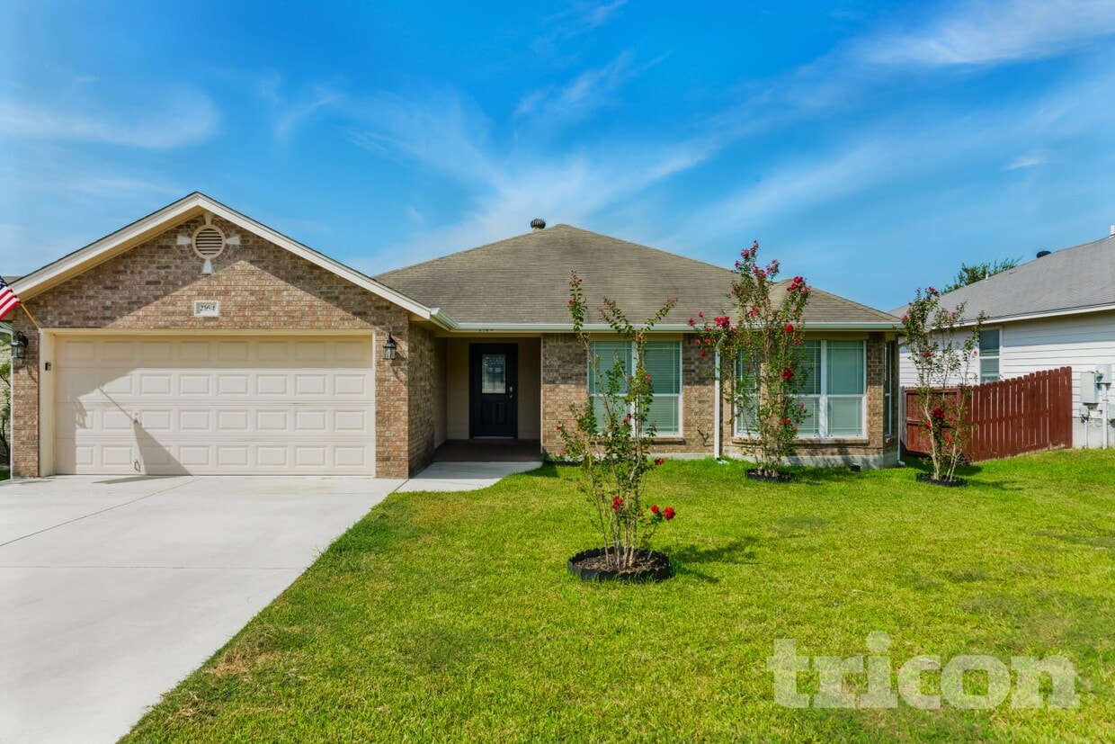 Foto principal - 2164 Bentwood Dr