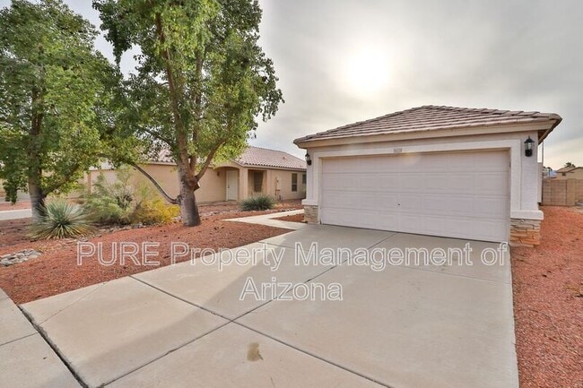 Building Photo - 16570 N 158th Ave