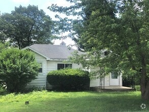 Building Photo - 6112 Hillcrest Rd