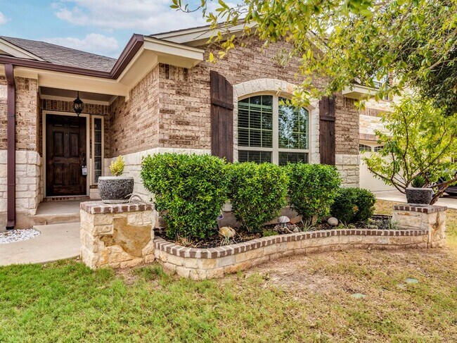 Foto del edificio - 120 Sawtooth Dr