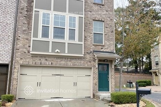 Building Photo - 3099 Hallmark Ln NE