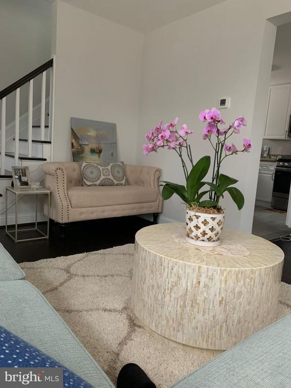 Foto del edificio - 9006 Linton St